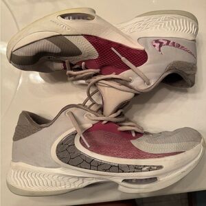 Nike Men’s Zoom Freak 4 Basketball shoes